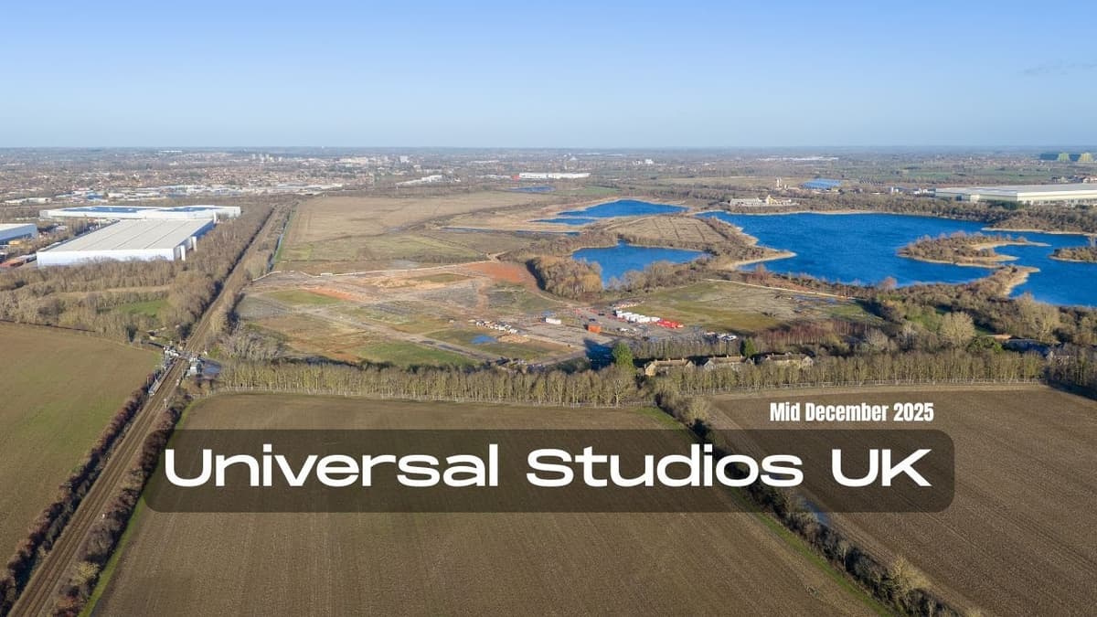 UNIVERSAL STUDIOS UK update | It's almost Christmas!